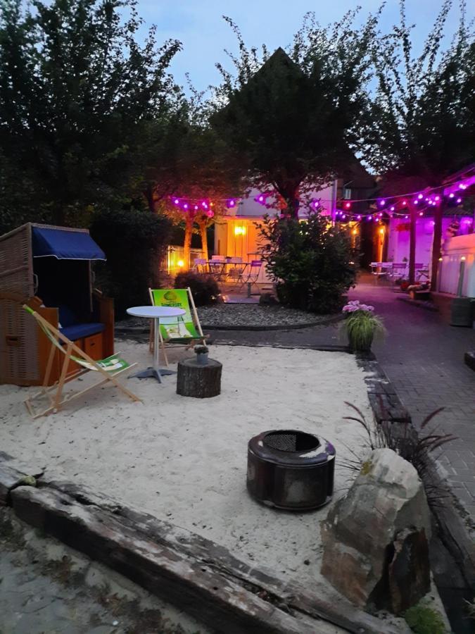 Altstadtcafe Und Pension Havelberg Exterior photo