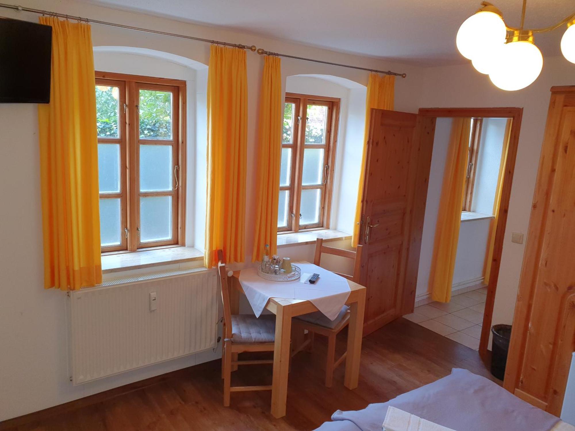 Altstadtcafe Und Pension Havelberg Exterior photo